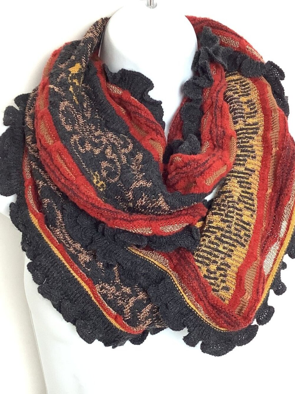 Guillaum de Mons Women's Infinity Scarf Red-Multicolor Chic Ruffles